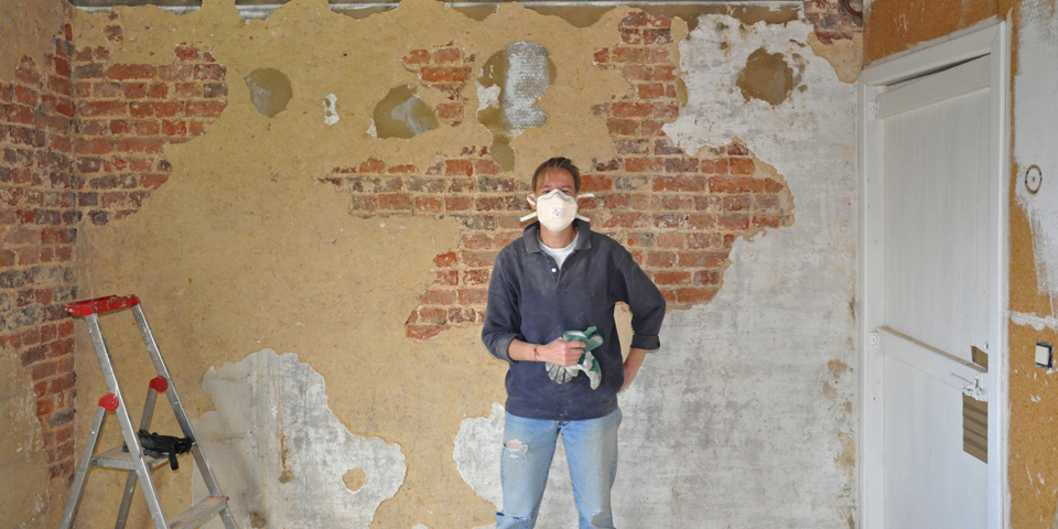 How to protect your investment property against illegal drug labs